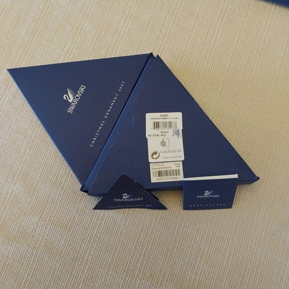 Swarovski Crystal 2007 Annual Snowflake Star Christmas Ornament - Picture 3 of 6